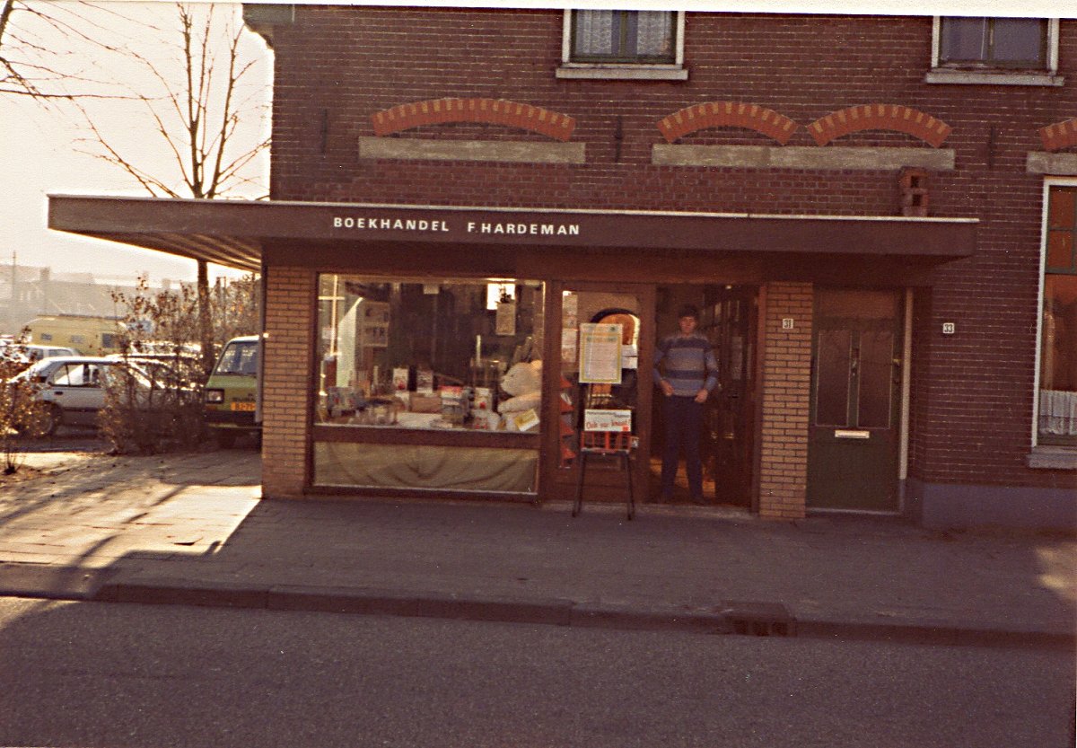 Eerste winkel Brouwerstraat Eerste winkel Brouwerstraat